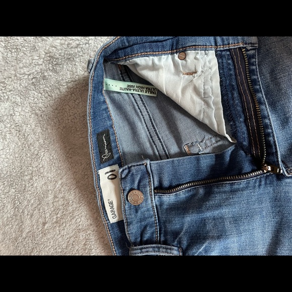 Garage shorts - Picture 2 of 2